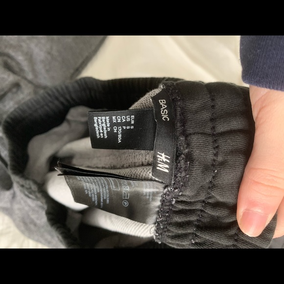 Joggers - Picture 2 of 2